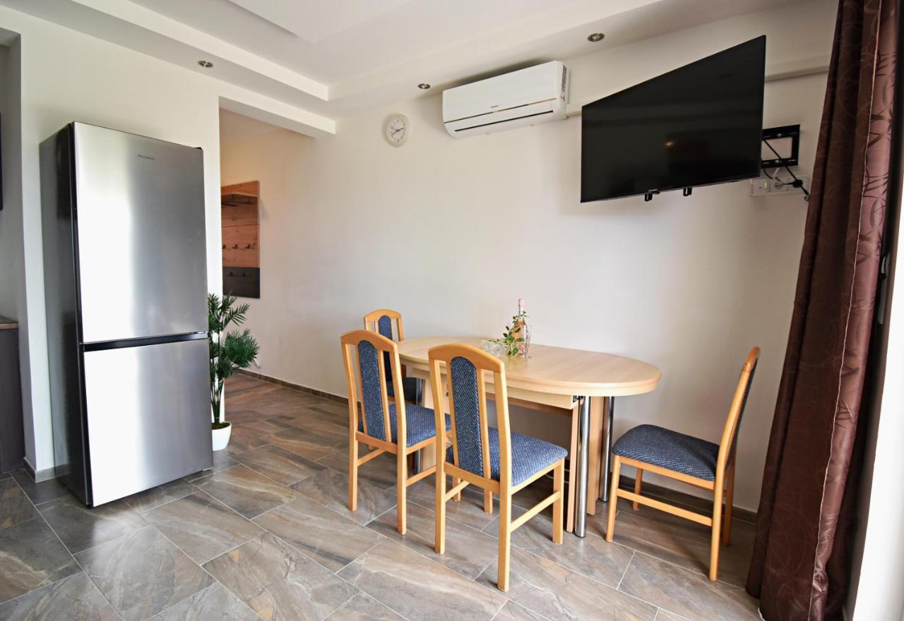 Apartmani Solis Vir Exterior foto